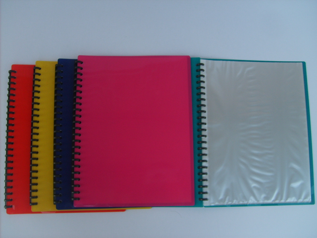 Refillable Display Book