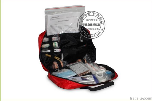 car first-aid kit , first-aid bag for vehicle