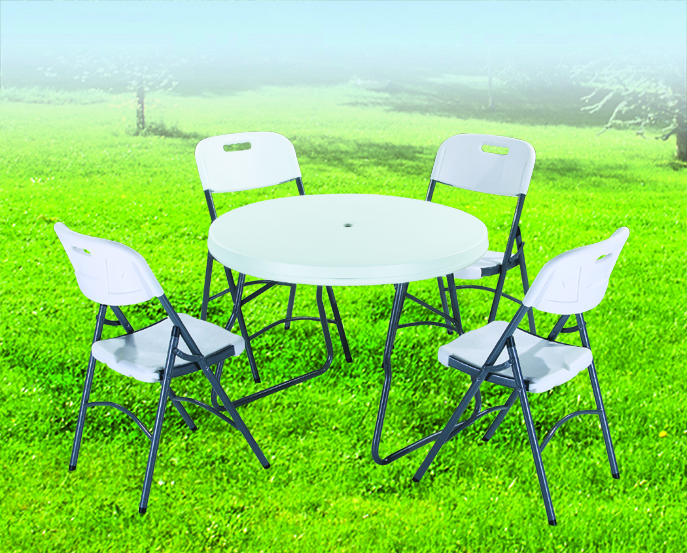 Plastic Round Table