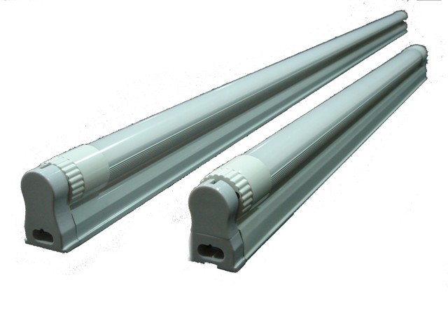 LED T8 Tube/9W