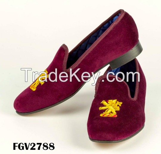 Mens velvet slippers