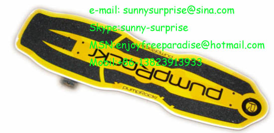 Skateboard, three wheel skateboard, PumpRockr, Street Surfing supplier