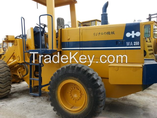 used komatsu WA250 wheel loader 