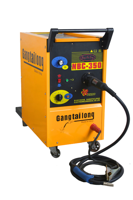 CO2 welding machine