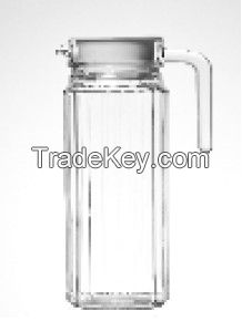glass pitcher 