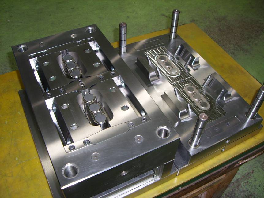 plastics mould