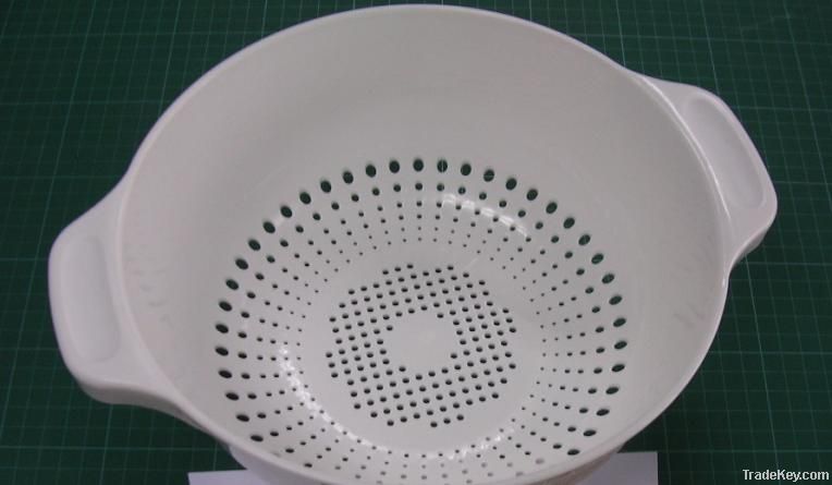 strainer and colander