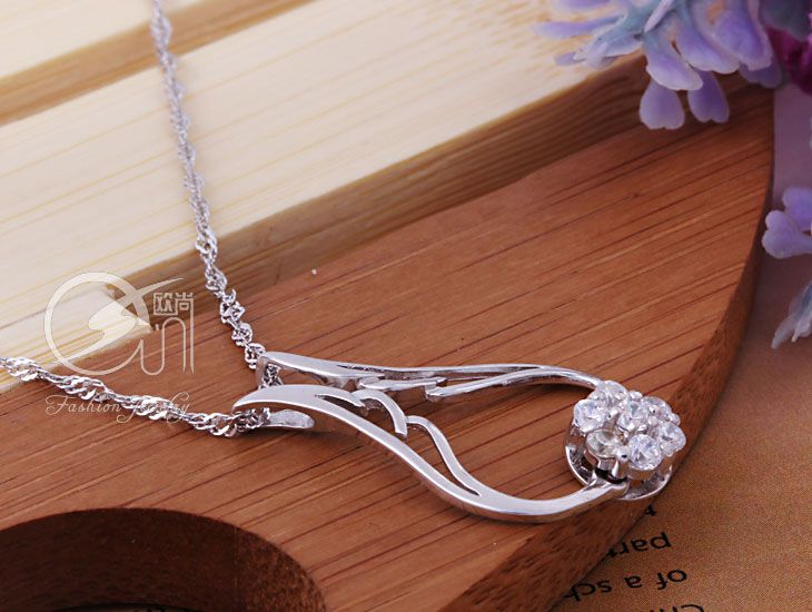 silver necklace pendants  women style jewelry