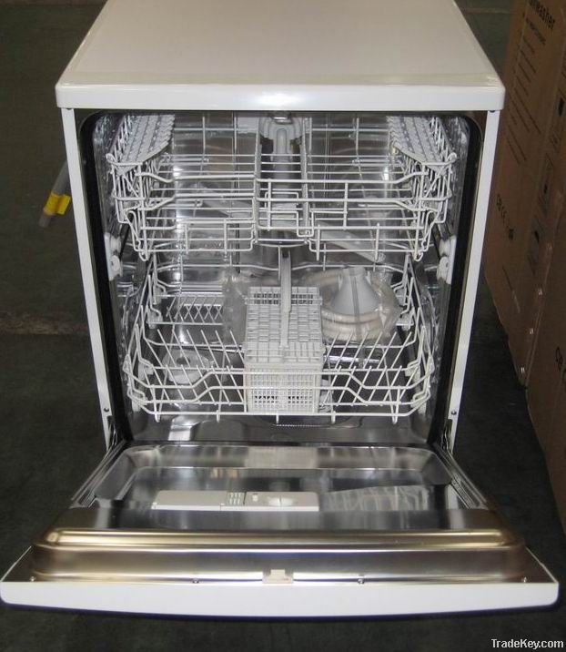 Built in dishwasher