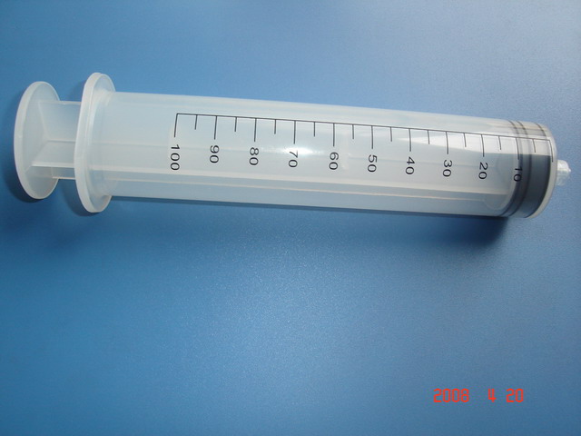 disposable syringe