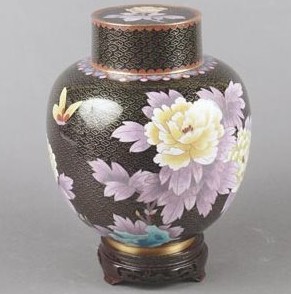 Cloisonn URN