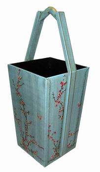 wooden basket/waste bin/vase