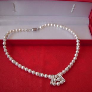 pearl necklace and bracelet