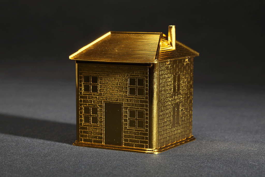 Valentine's Day Gift " golden House"