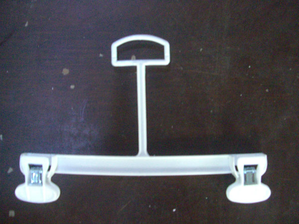 children's trousers hanger