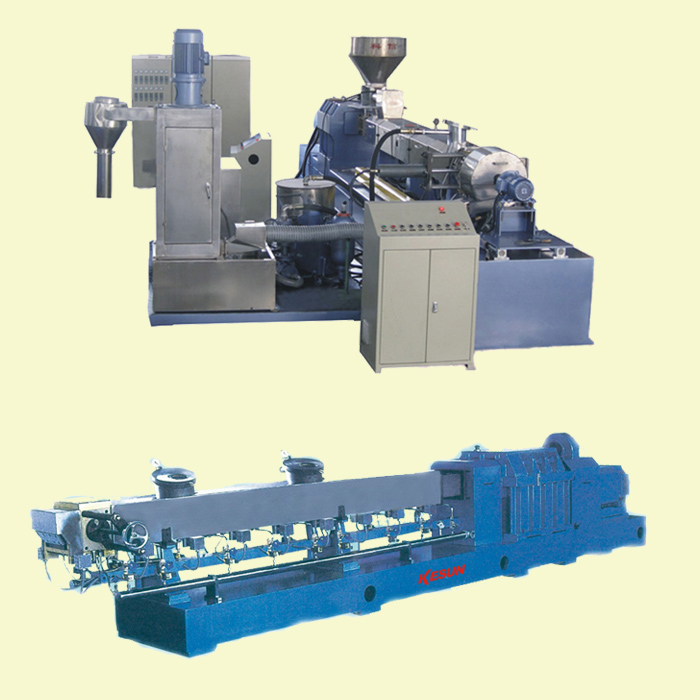 Co-rotating twin screw extruder
