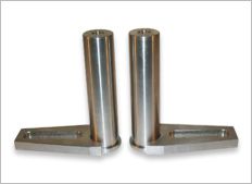 Pedestal Posts with clamping fork