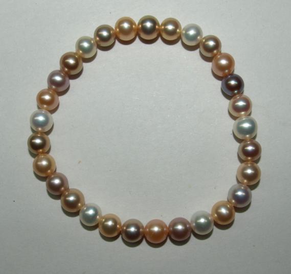 pearl bracelet