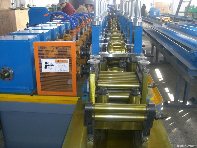 High frequency pipe welding machine