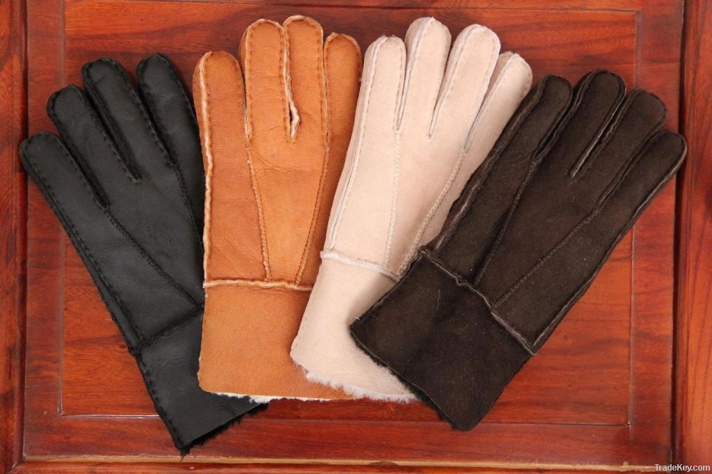 Sheepskin glove