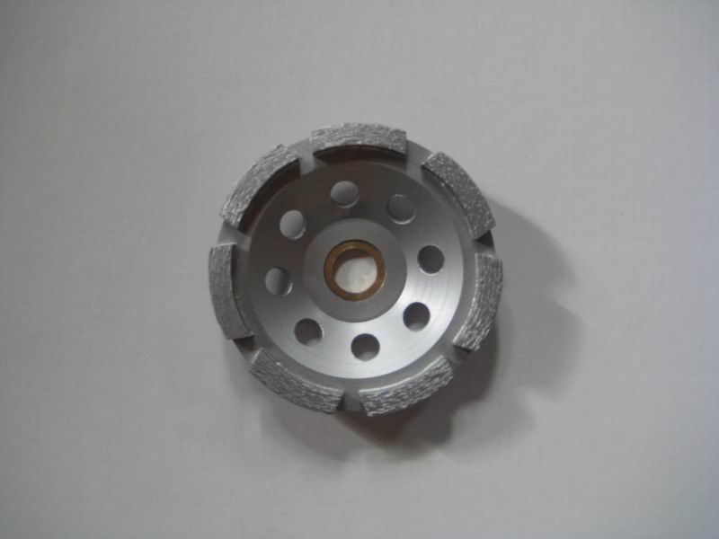 Diamond cup grinding wheel