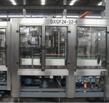 CSD(carbonated soft drink) filling machine