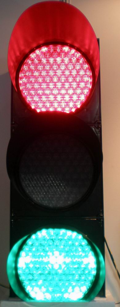 LED traffic signal lights