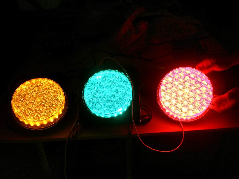 led traffic core light and retrofit module