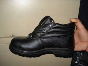 safety shoes