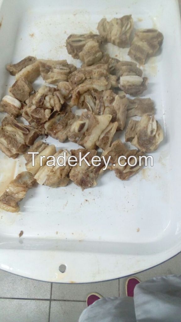 Canned beef soup ribs oxtail for 3kg. 80% meat 20% soup or 40/60% regular