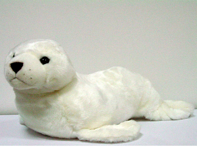 SEAL PLUSH