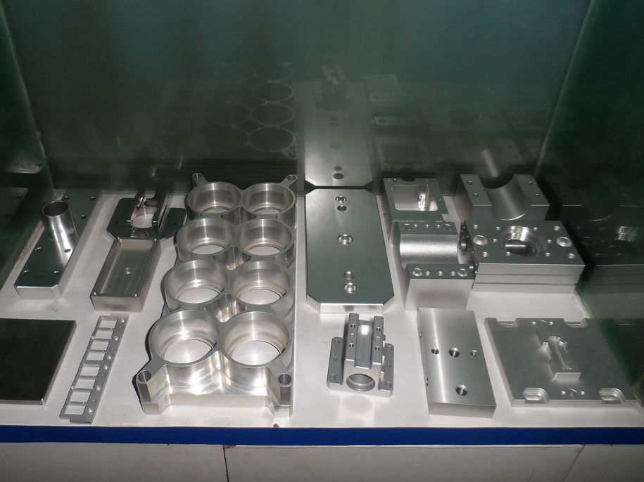 metal parts machining 