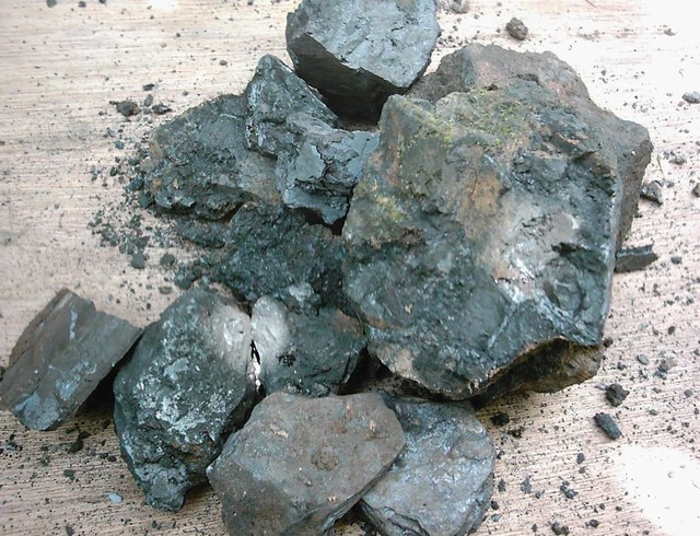 Manganese ore