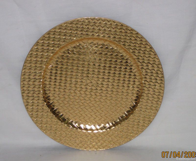 Gold round plastic charger plates