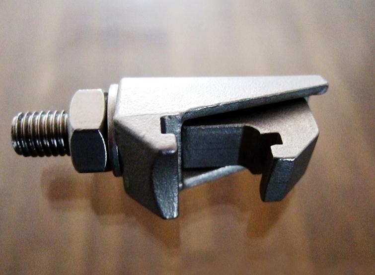 Double Claw Clamp