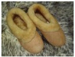 Women's sheepskin slipper