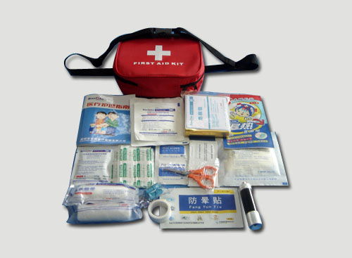 first-aid kits  [TRAVEL]