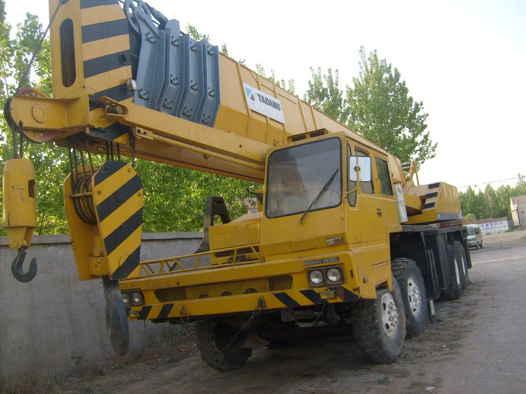 original used crane 80TON TADANO