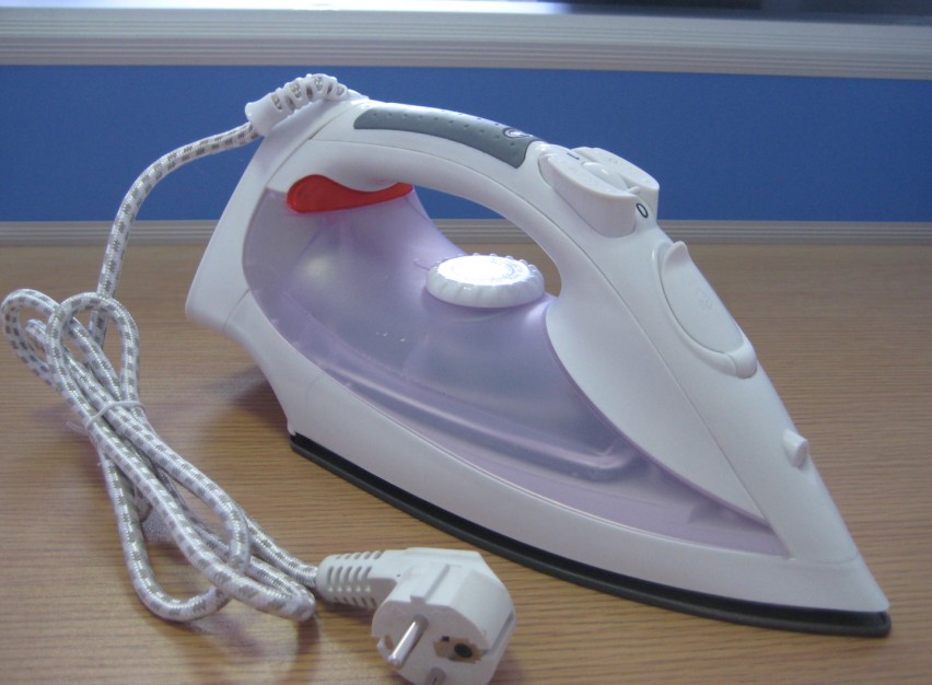 electrical steam iron
