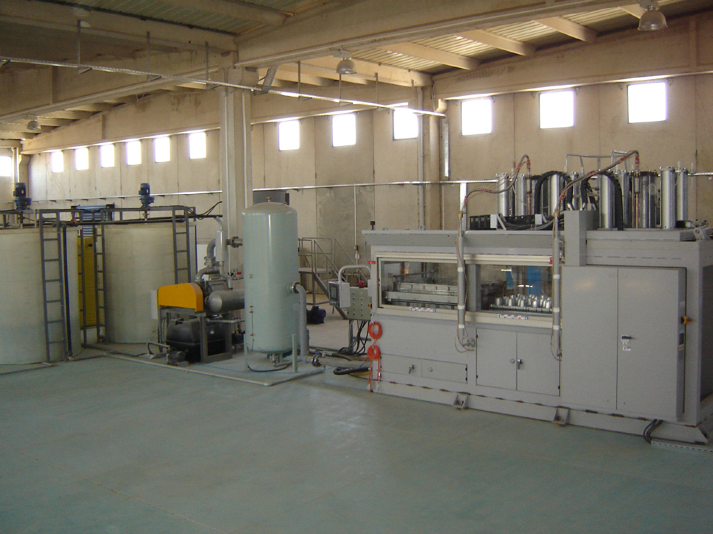 pulp molding machine