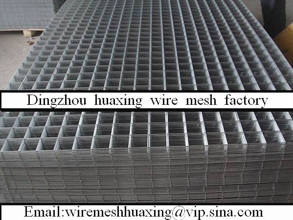 Welded wire mesh panel