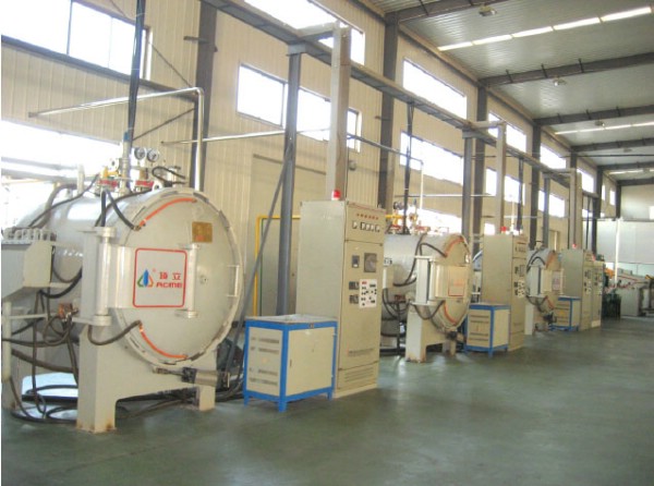 High pressure gas quenching furnace