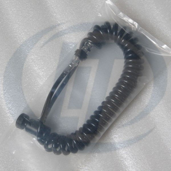 A009 Paintball Coiled Remote Hose with slide check