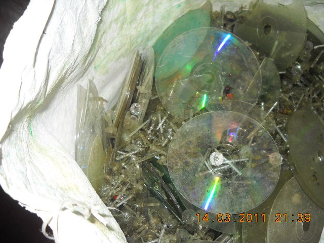 PC CD natural Scrap