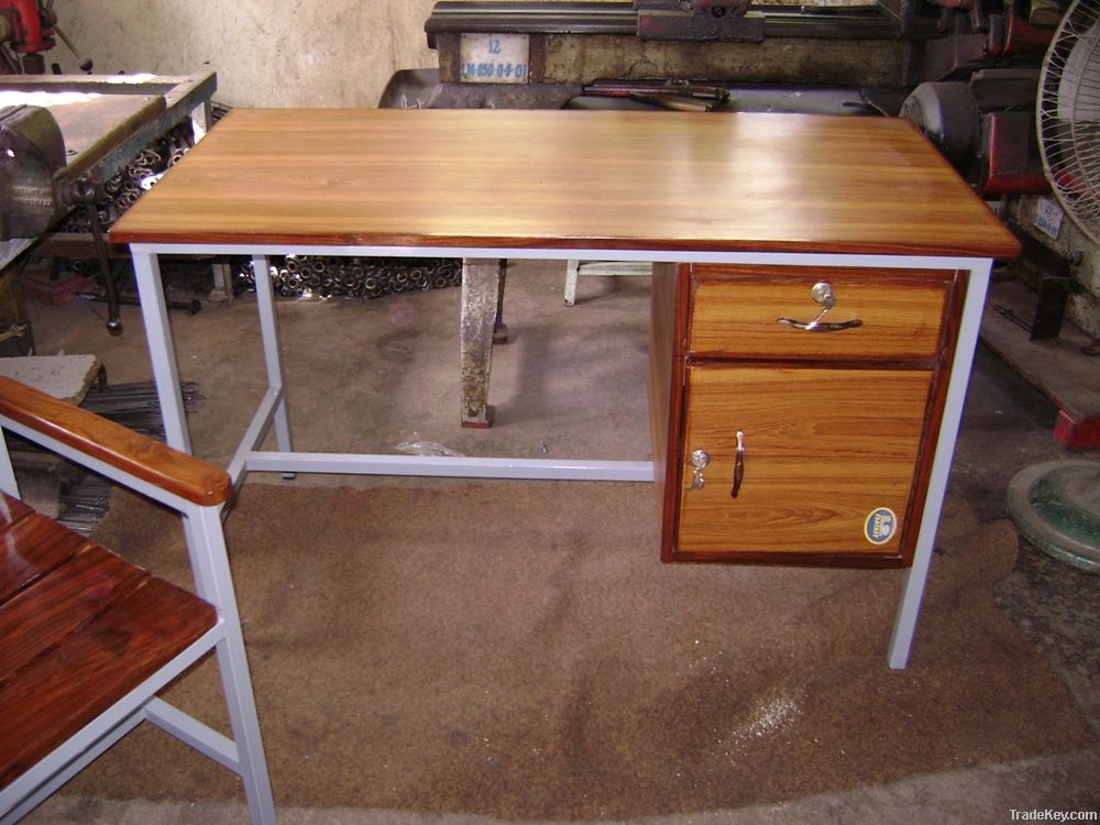 Metal Frame Office Table