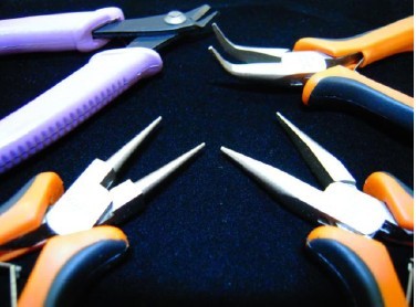 Jewellery pliers and electronic pliers