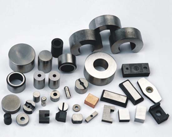 AlNiCo magnets