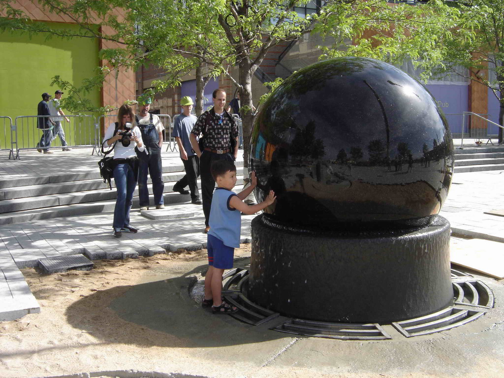 Floating Sphere Water Fountains
