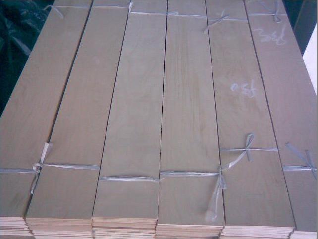 2mm thick solid maple veneer layer