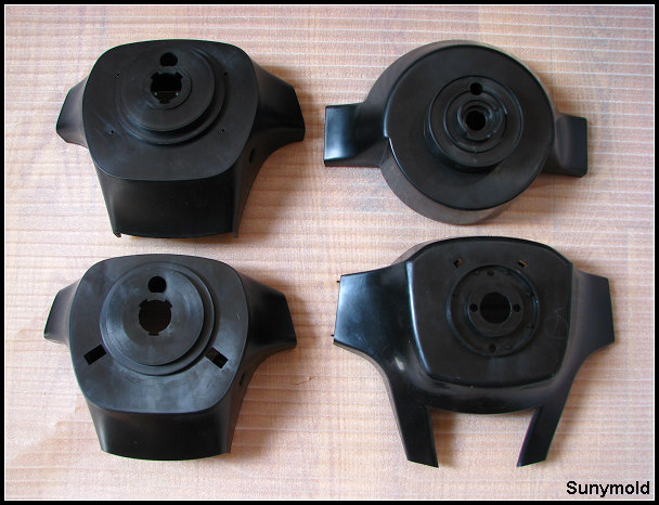 Plastic mould and part for automobile